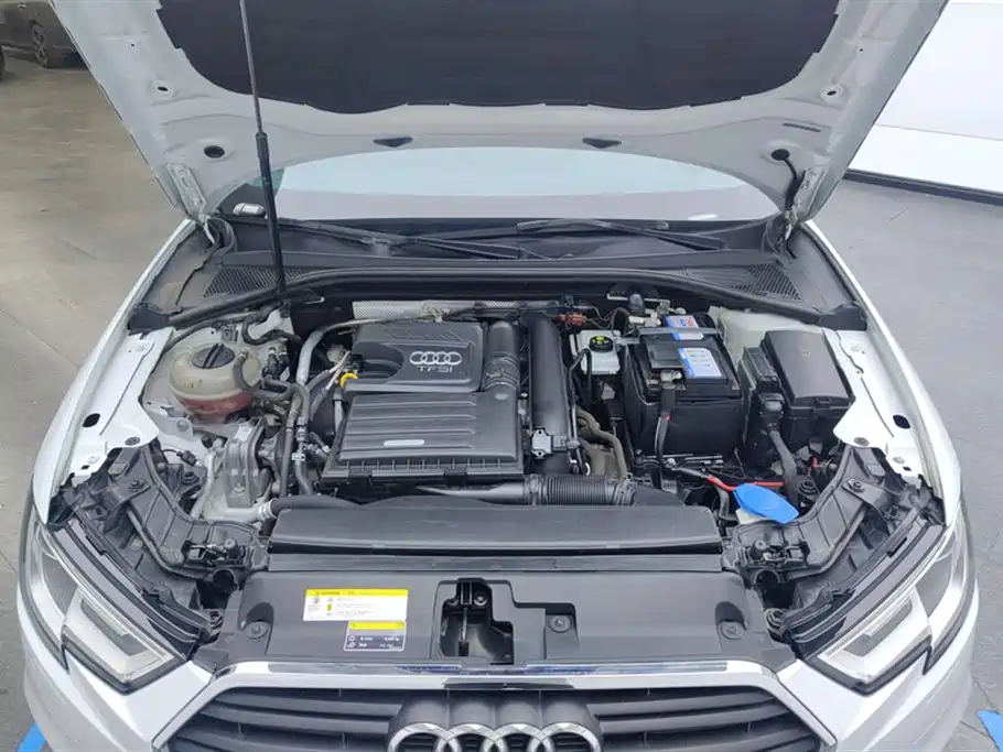 Audi A3 2018 30th Anniversary Model Sportback 35 TFSI Enterprising купить на сайте DeffCars