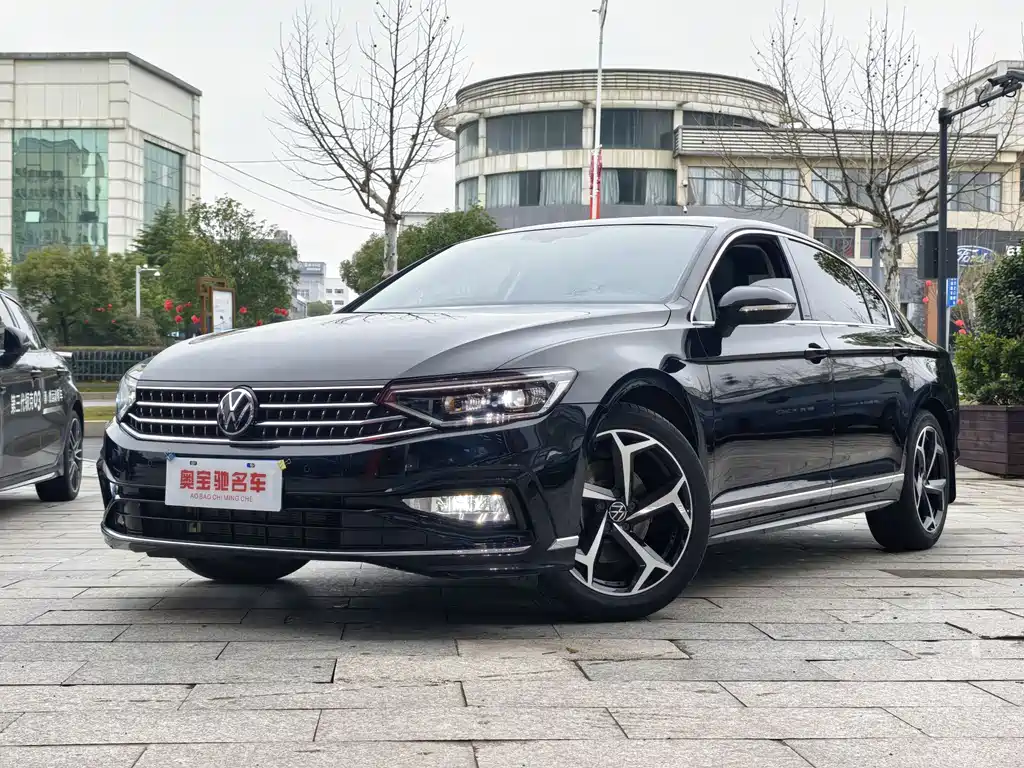 Magotan 2025 model 280TSI DSG comfort model купить на сайте DeffCars