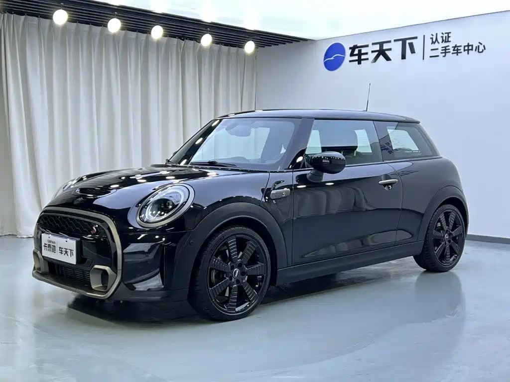 Mini 2023 2.0T COOPER S King’s Cross Special Edition купить на сайте DeffCars