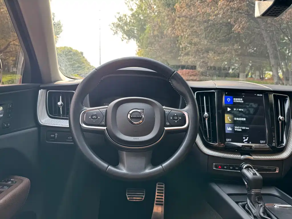 Volvo XC60 2019 T5 Four-wheel Drive Smart Edition National VI купить на сайте DeffCars