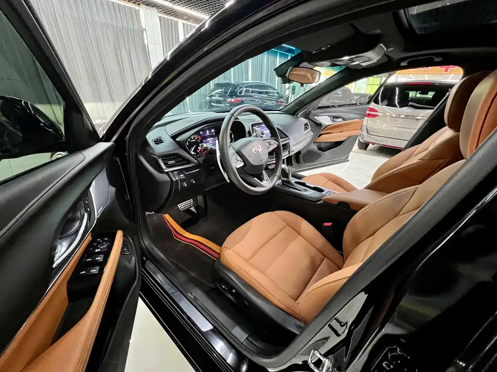 Cadillac CT4 2022 28T luxury model купить на сайте DeffCars