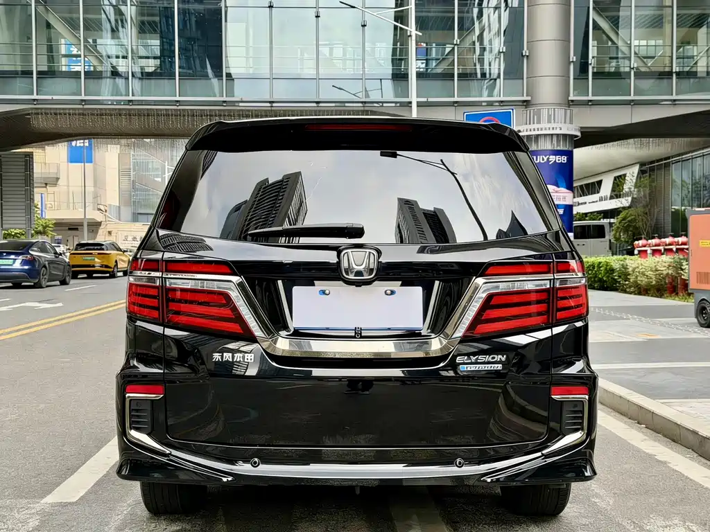 Alison 2019 2.0L Hybrid Deluxe Edition купить на сайте DeffCars