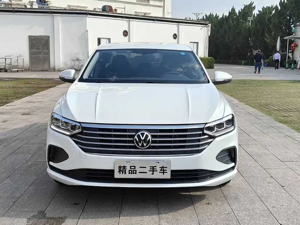 Lavida 2024 1.5L automatic Deyi version купить на сайте DeffCars