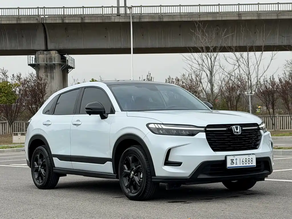 Honda HR-V 2023 2.0L e:HEV Speed ​​Edition купить на сайте DeffCars