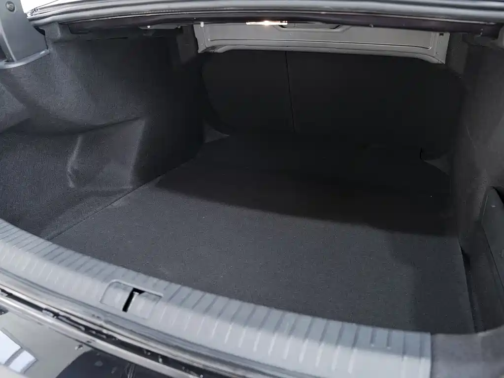 Passat 2019 380TSI Flagship Edition National VI купить на сайте DeffCars