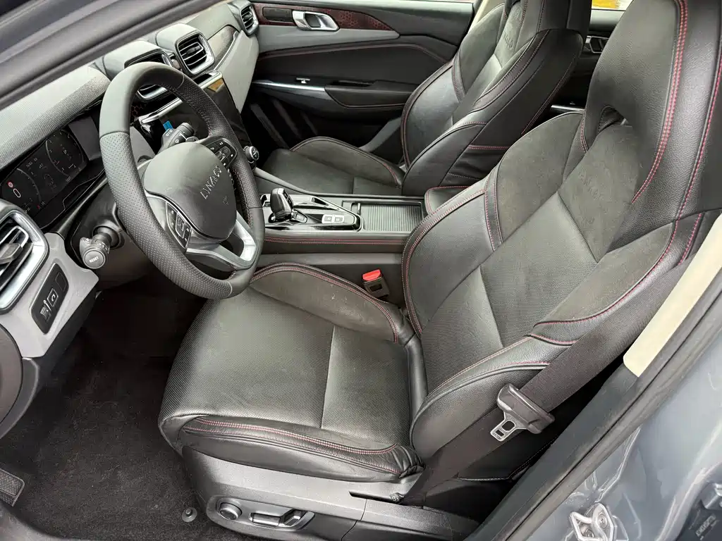 Lynk & Co 02 2019 High-Energy Version 2.0T Automatic Two-wheel Drive Pro Version National VI купить на сайте DeffCars