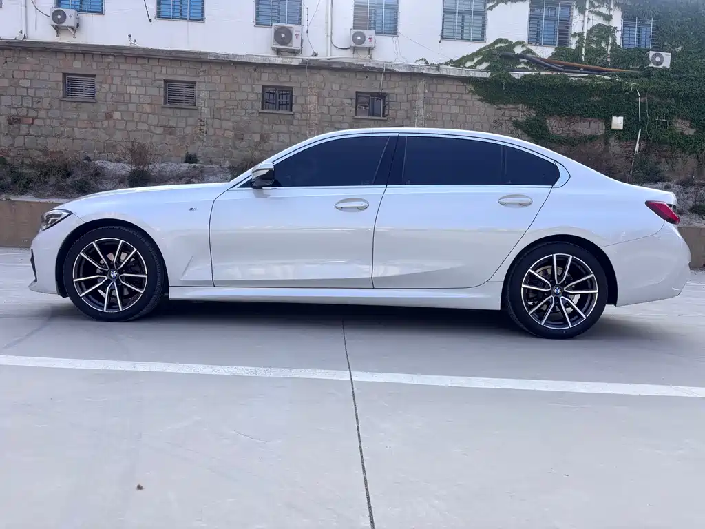 BMW 3 Series 2021 320Li M Sports Package купить на сайте DeffCars