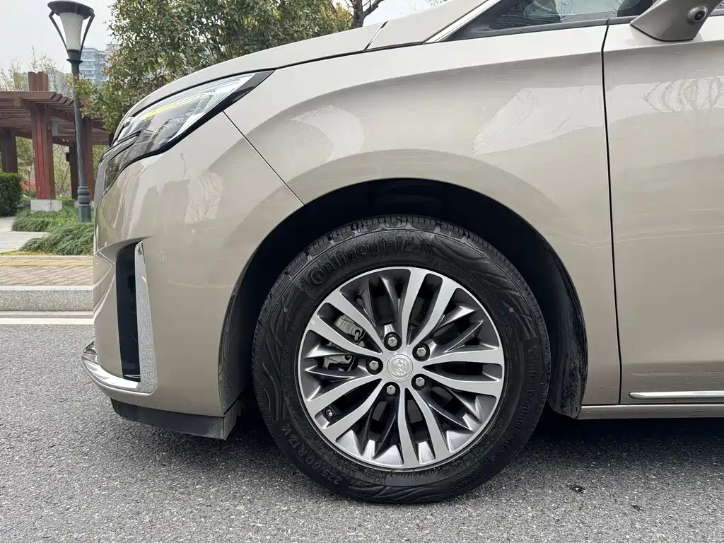 Buick GL8 2023 ES Lu Zun Comfort Type купить на сайте DeffCars
