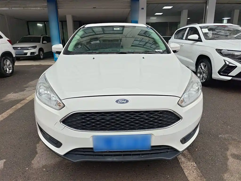 Focus 2018 hatchback classic 1.6L automatic stylish smart mobility version купить на сайте DeffCars