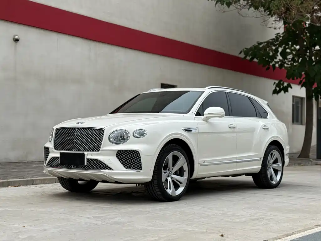 Bentayga 2021 4.0T V8 купить на сайте DeffCars