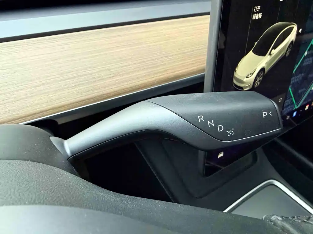 Model Y 2021 long-range all-wheel drive version 3D7 купить на сайте DeffCars
