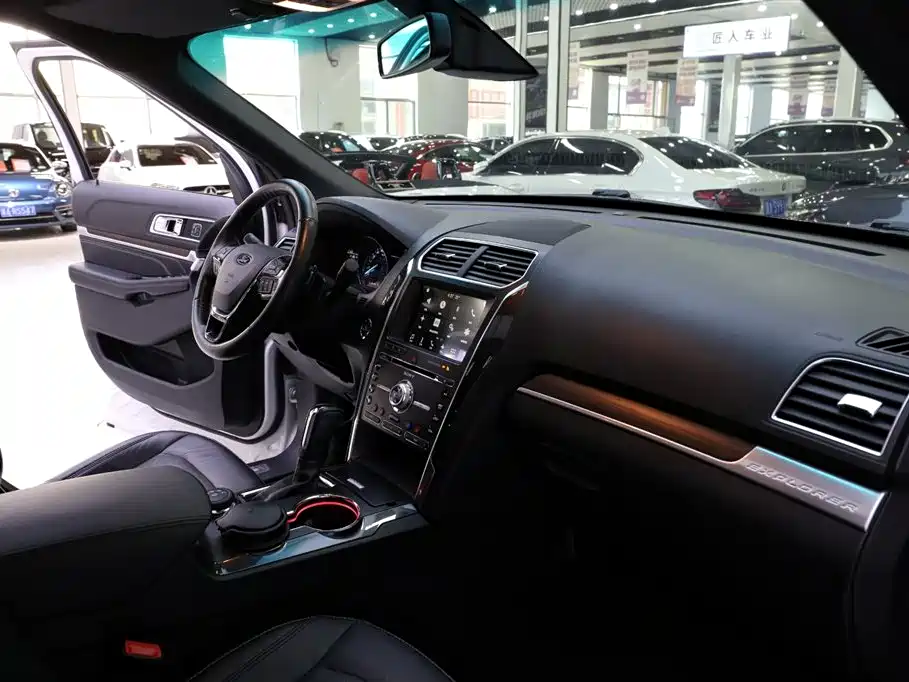 Explorer imported 2017 2.3T Elite Edition купить на сайте DeffCars