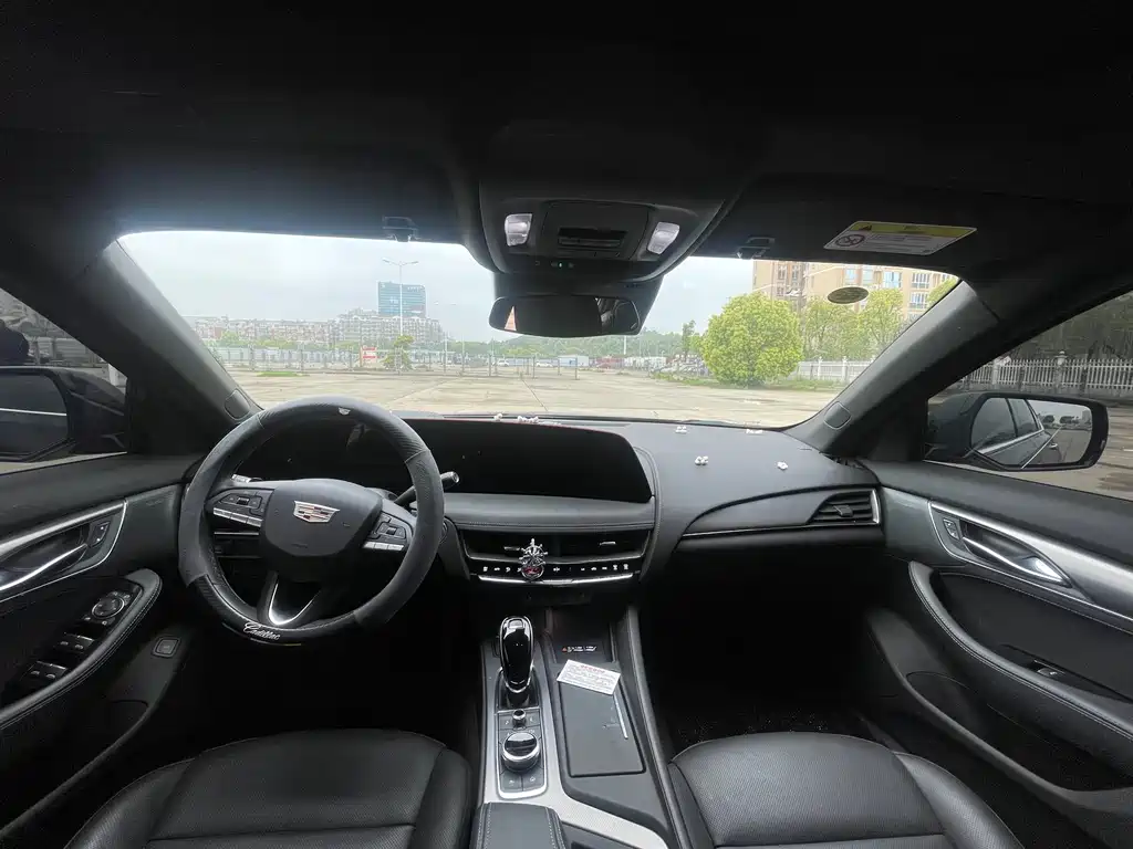 Cadillac CT5 2024 28T Luxury Pro купить на сайте DeffCars