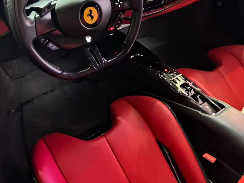 SF90 2020 3.9T V8 Stradale купить на сайте DeffCars