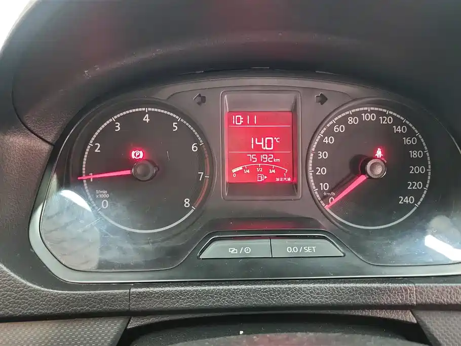 Jetta 2017 1.5L manual fashion model купить на сайте DeffCars