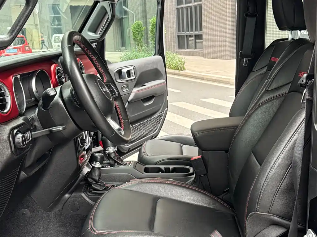 Wrangler 2021 2.0T Robin Hood two-door version купить на сайте DeffCars