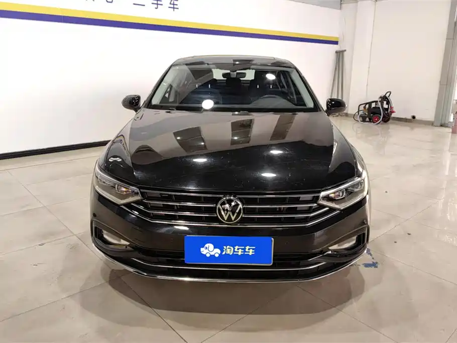 Magotan 2021 330TSI DSG 30th Anniversary Edition купить на сайте DeffCars