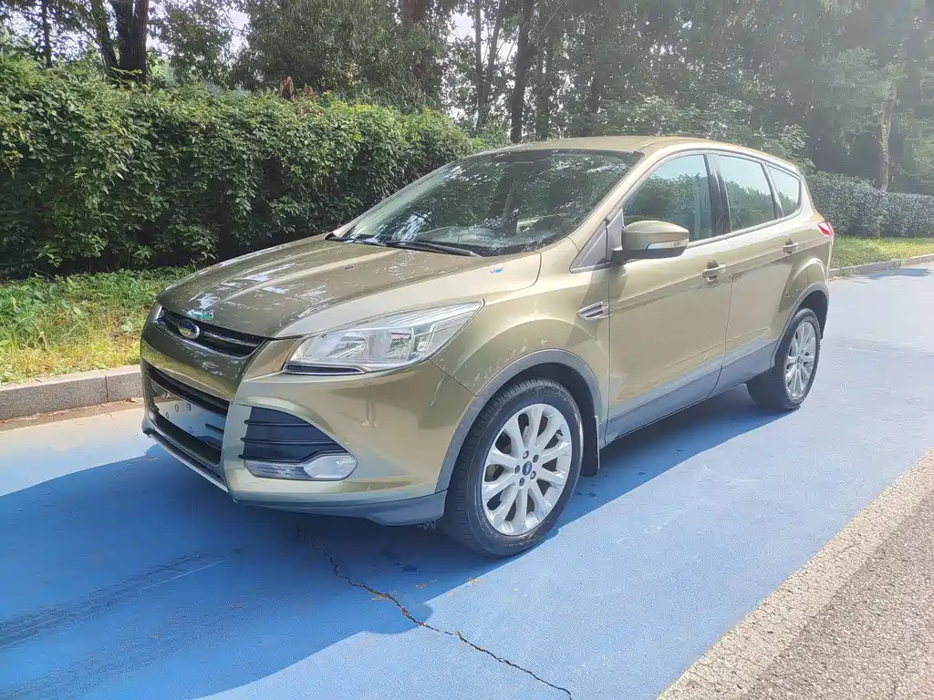 Kuga 2015 1.5L GTDi two-wheel drive comfort model купить на сайте DeffCars