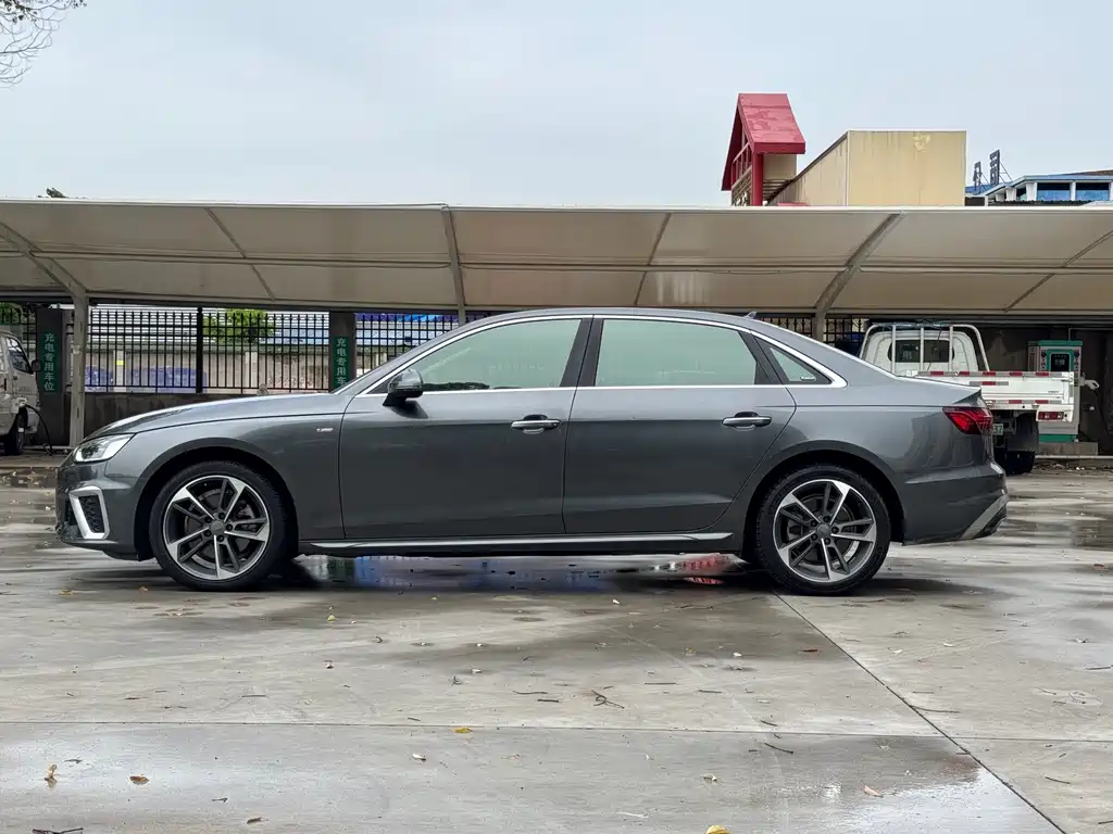 Audi A4L 2020 40 TFSI Fashionable and Dynamic купить на сайте DeffCars