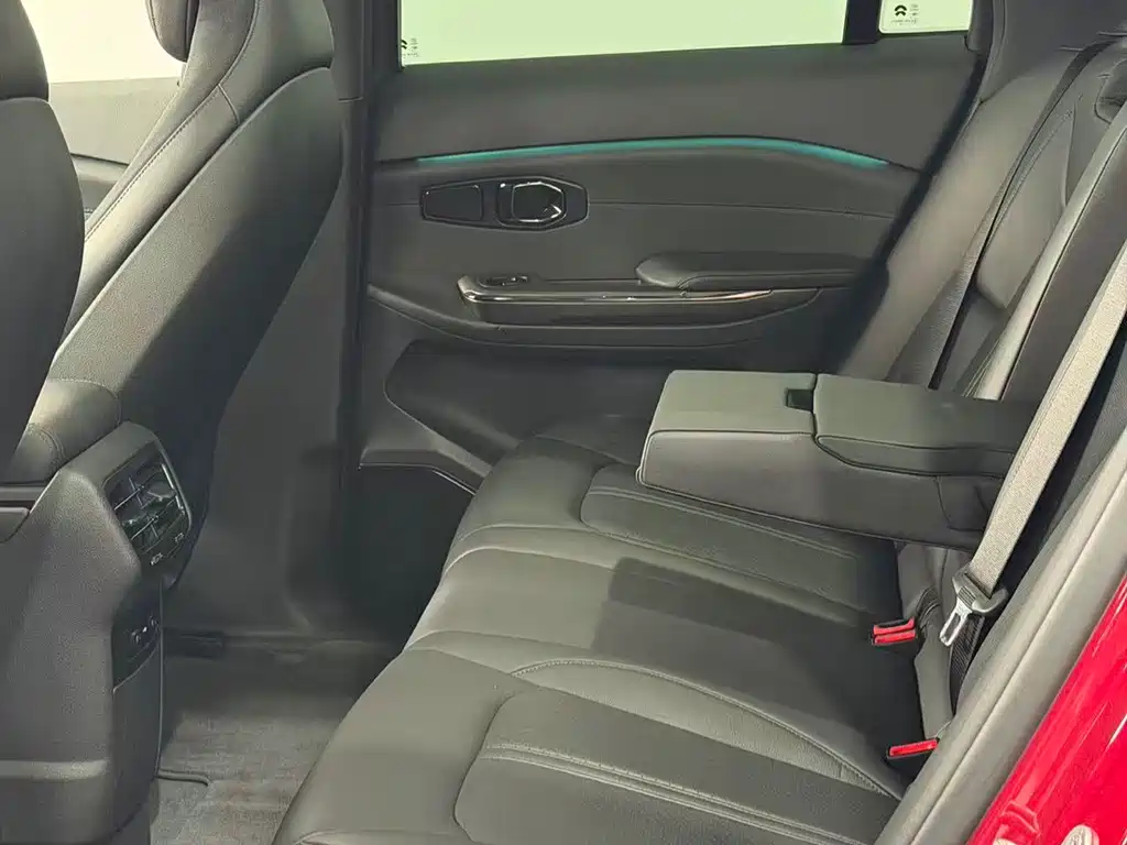 NIO ES6 2019 430KM Performance Edition купить на сайте DeffCars