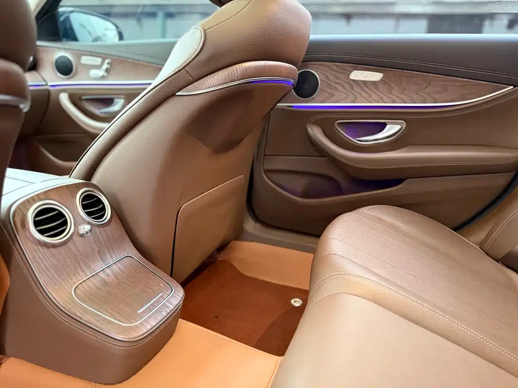 Mercedes-Benz E-Class 2022 E 300 L Fashion купить на сайте DeffCars