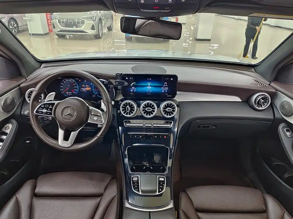 Mercedes-Benz GLC 2022 GLC 260 L 4MATIC Dynamic купить на сайте DeffCars