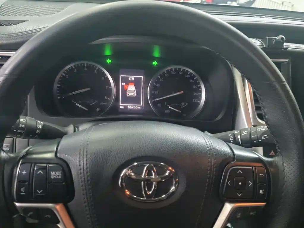Highlander 2018 2.0T four-wheel drive extreme version, 7 seats, National VI купить на сайте DeffCars