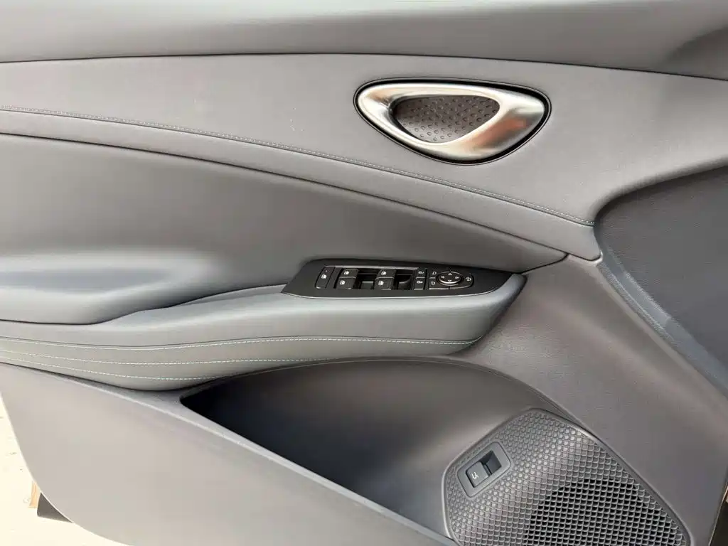 Seal 06GT 2025 Smart Driving Edition 605 Heat Wave Edition купить на сайте DeffCars
