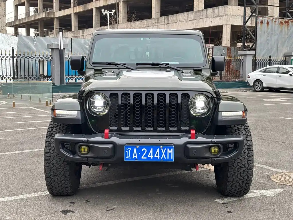 Gladiator 2022 3.6L advance version купить на сайте DeffCars