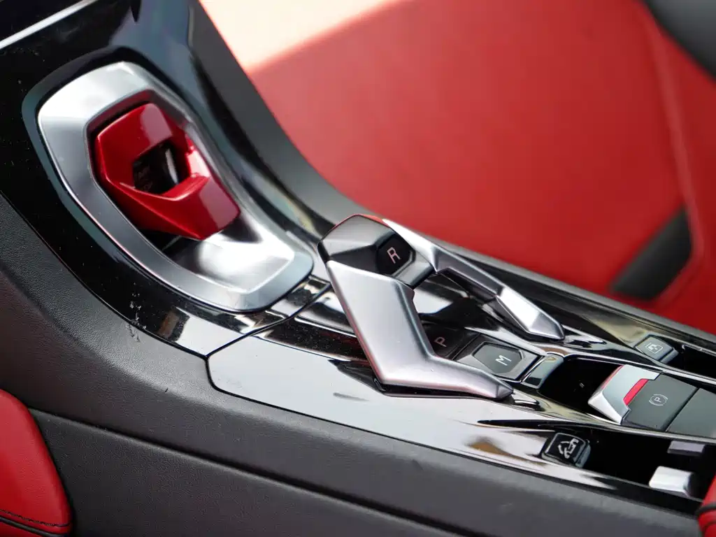 Huracán 2020 Huracán EVO RWD Spyder купить на сайте DeffCars