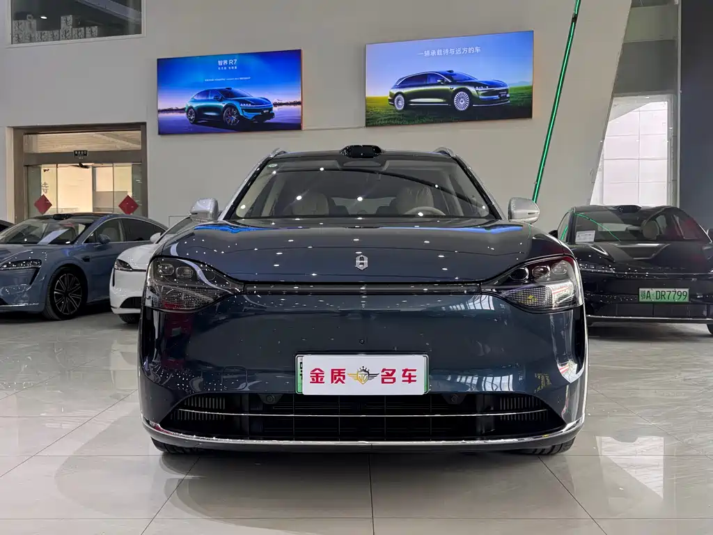 Wenjie M9 2024 extended range Ultra version 42kWh 6-seater version купить на сайте DeffCars