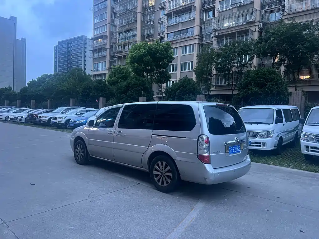 Buick GL8 2014 2.4L Executive Edition купить на сайте DeffCars