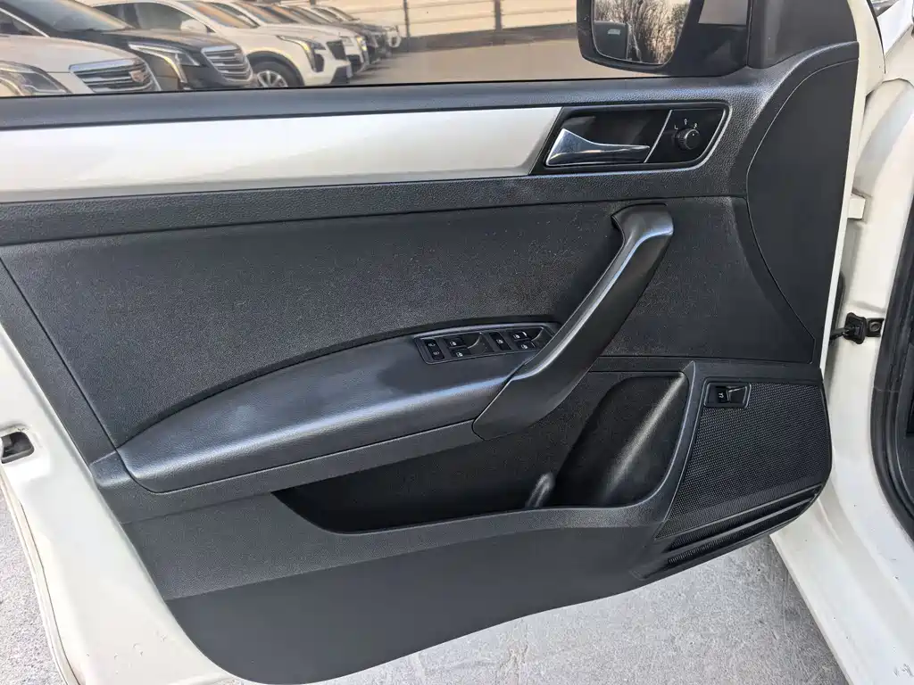 Xinrui 2019 1.5L automatic comfort version National VI купить на сайте DeffCars