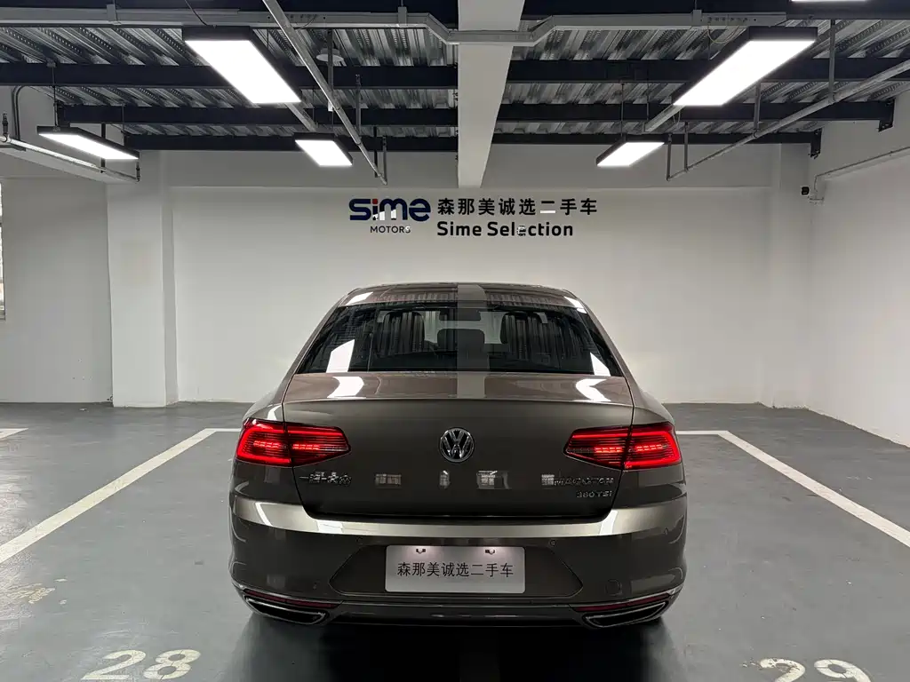 Magotan 2017 380TSI DSG luxury model купить на сайте DeffCars