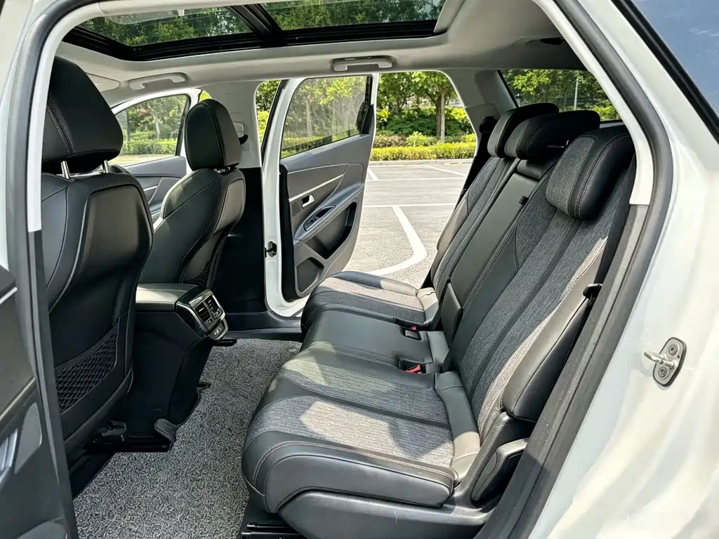 Peugeot 5008 2017 350THP 7 Seat Elite Edition купить на сайте DeffCars