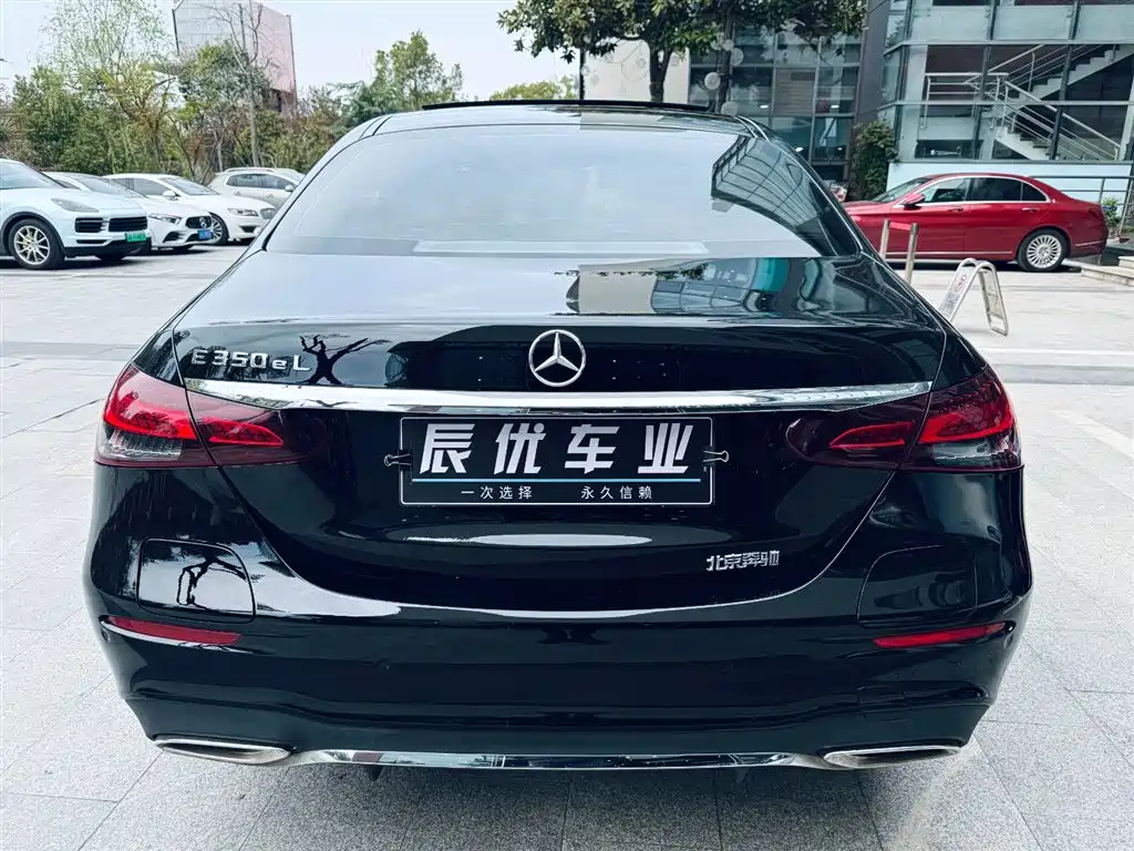 Mercedes-Benz E-Class New Energy 2022 facelift E 350 e L plug-in hybrid sedan купить на сайте DeffCars