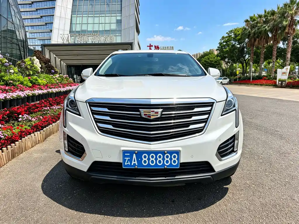 Cadillac XT5 2018 25T luxury model купить на сайте DeffCars