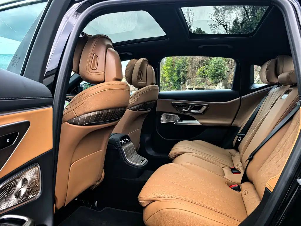 Mercedes-Benz E-Class 2026 E 300 L Luxury Model купить на сайте DeffCars