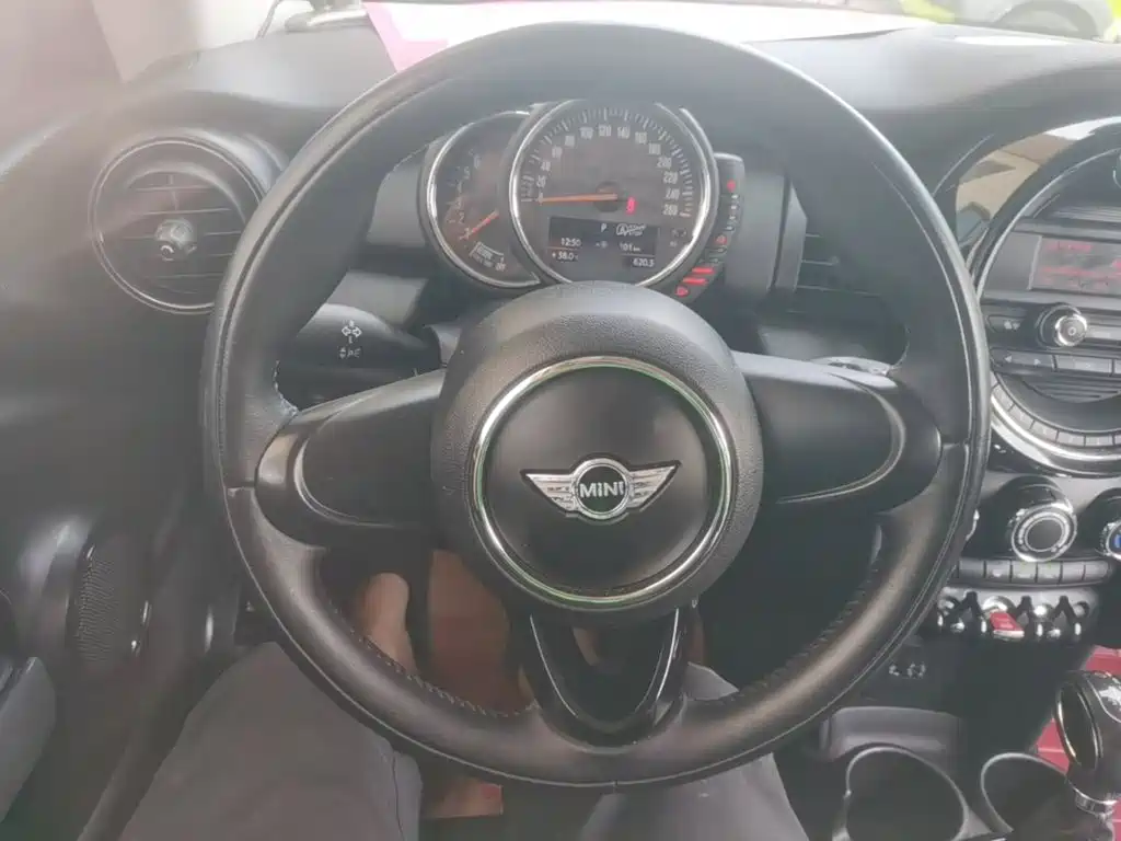 MINI 2014 1.2T ONE купить на сайте DeffCars