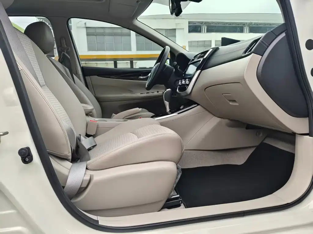 Tiida 2019 1.6L CVT Smart Travel Edition National VI купить на сайте DeffCars