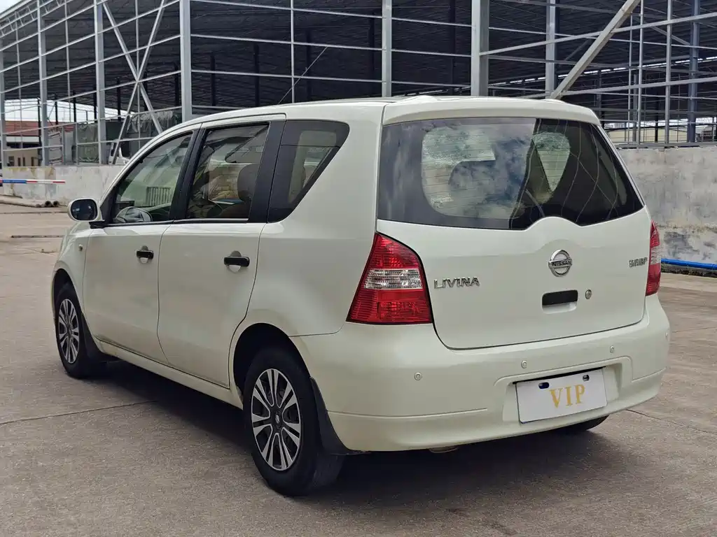 Livina 2010 Jinyue Edition 1.6L Automatic Super Type купить на сайте DeffCars