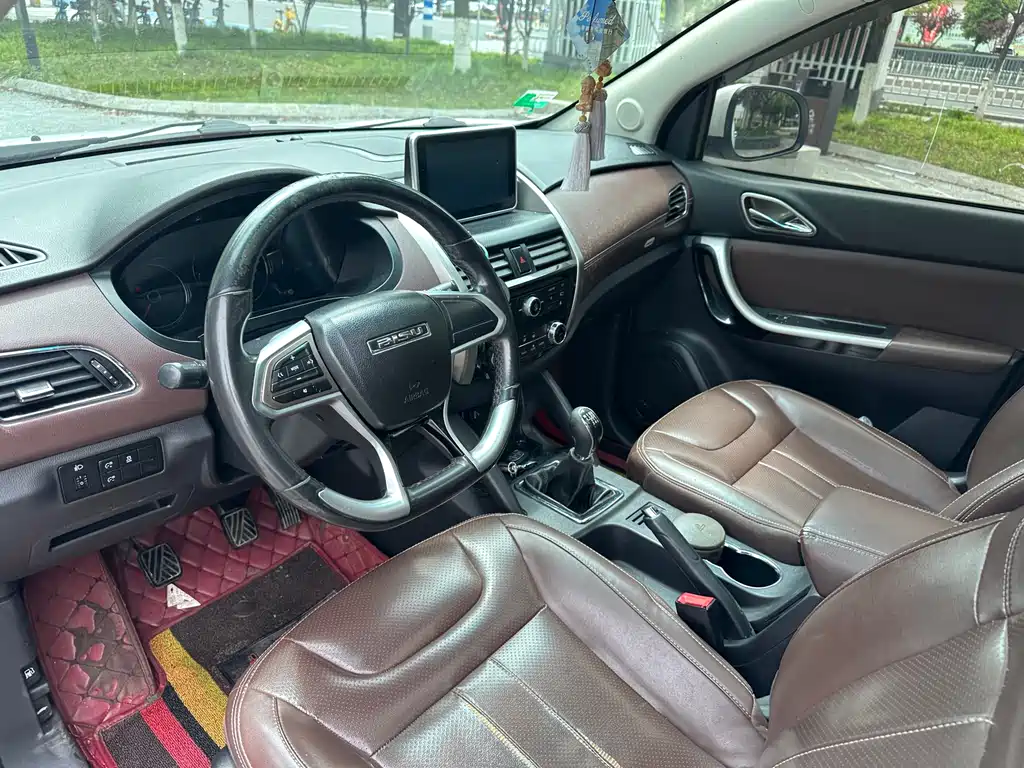 Bisu T5 2017 1.5T manual luxury model купить на сайте DeffCars