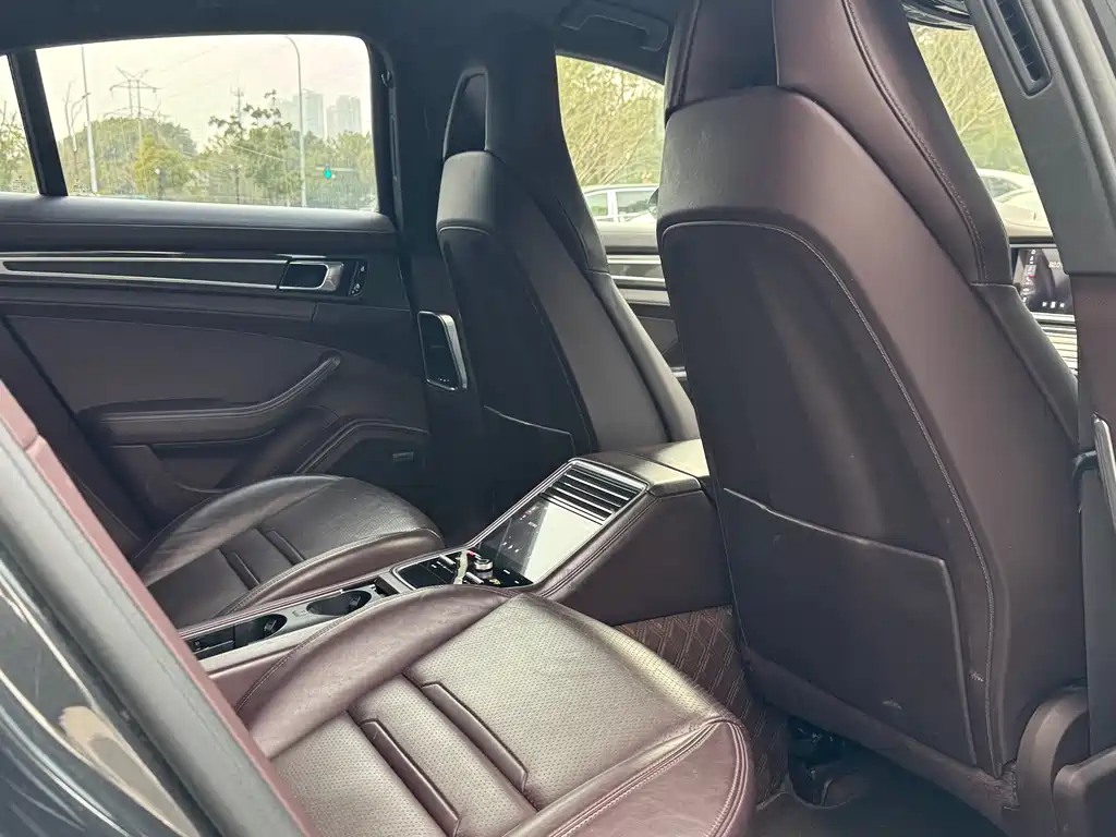 Panamera 2019 Panamera 2.9T купить на сайте DeffCars