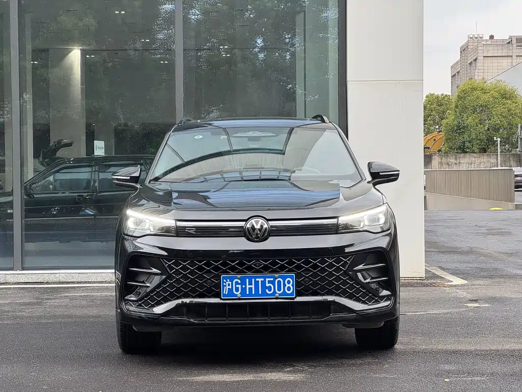 Tiguan L 2024 PRO 330TSI 2WD R-Line Zhizun Edition купить на сайте DeffCars