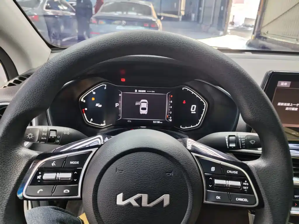 Kia K3 2021 facelift 1.5L CVT fashion version купить на сайте DeffCars