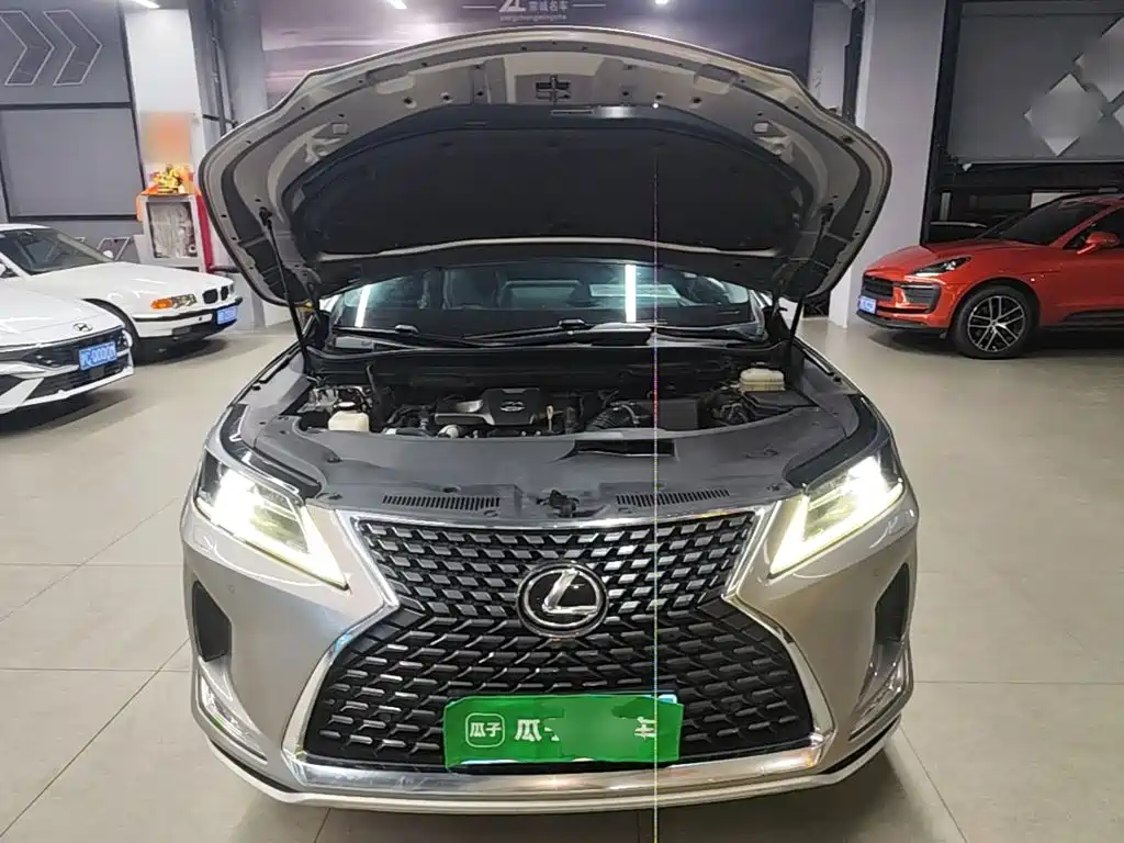Lexus RX 2020 facelift 300 two-wheel drive elite version купить на сайте DeffCars