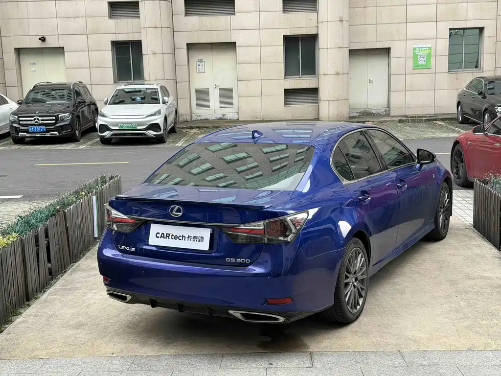 Lexus GS 2017 300 F SPORT купить на сайте DeffCars