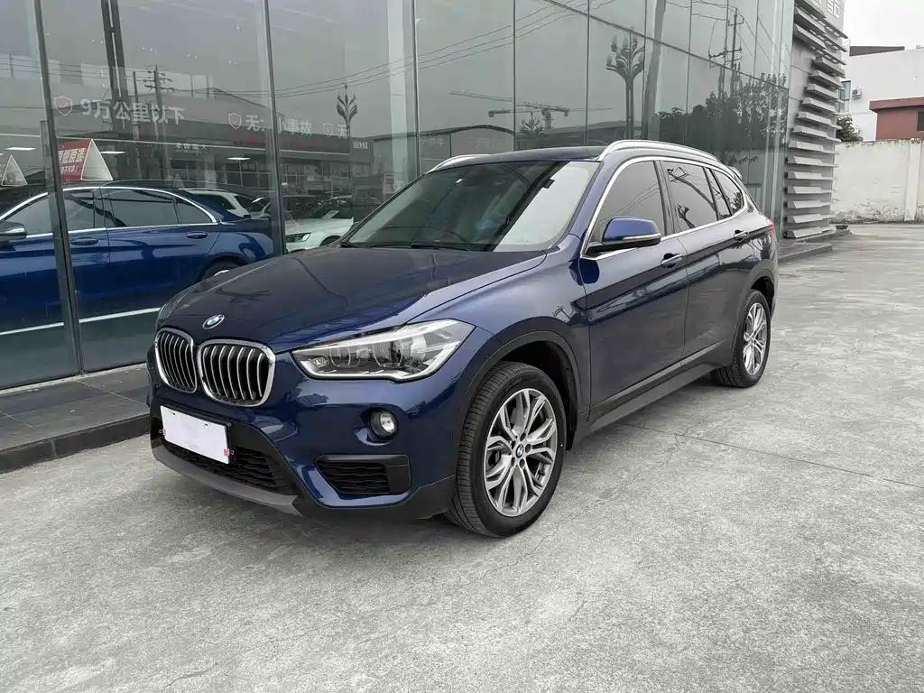 BMW X1 2019 sDrive20Li Leading Model купить на сайте DeffCars