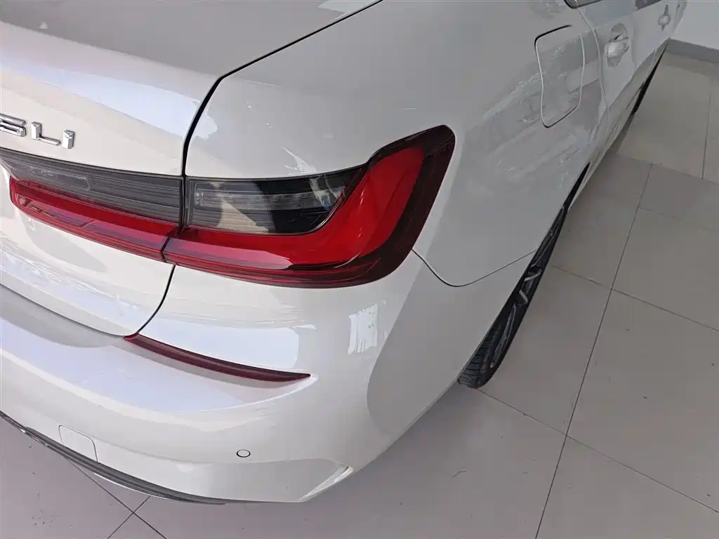 BMW 3 Series 2022 facelift 320Li M Sports Package купить на сайте DeffCars