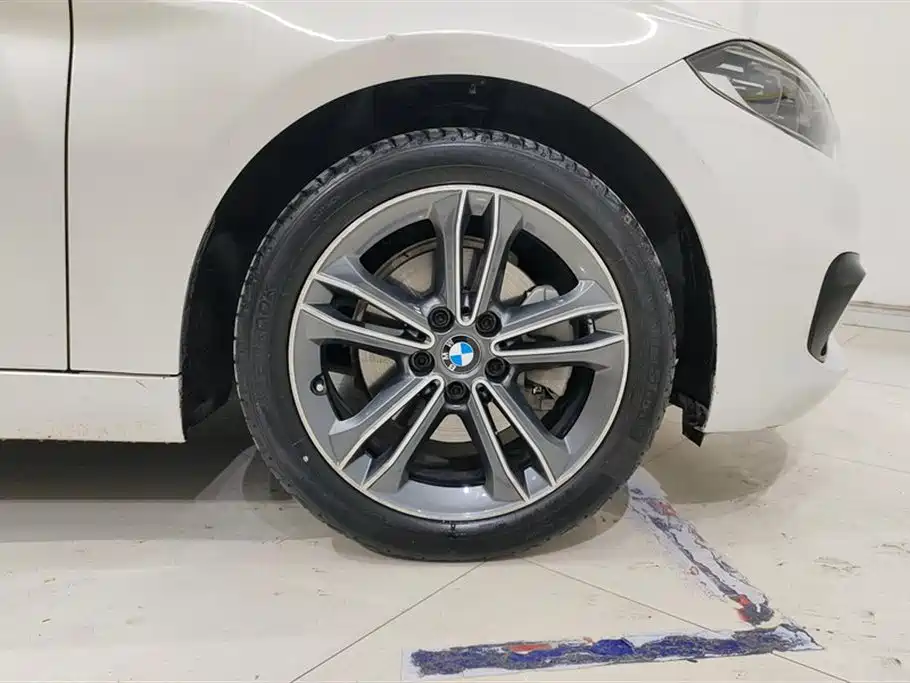 BMW 1 Series 2018 facelift 118i sports купить на сайте DeffCars
